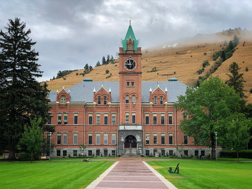 Как София поступила в магистратуру University of Montana изображение 2